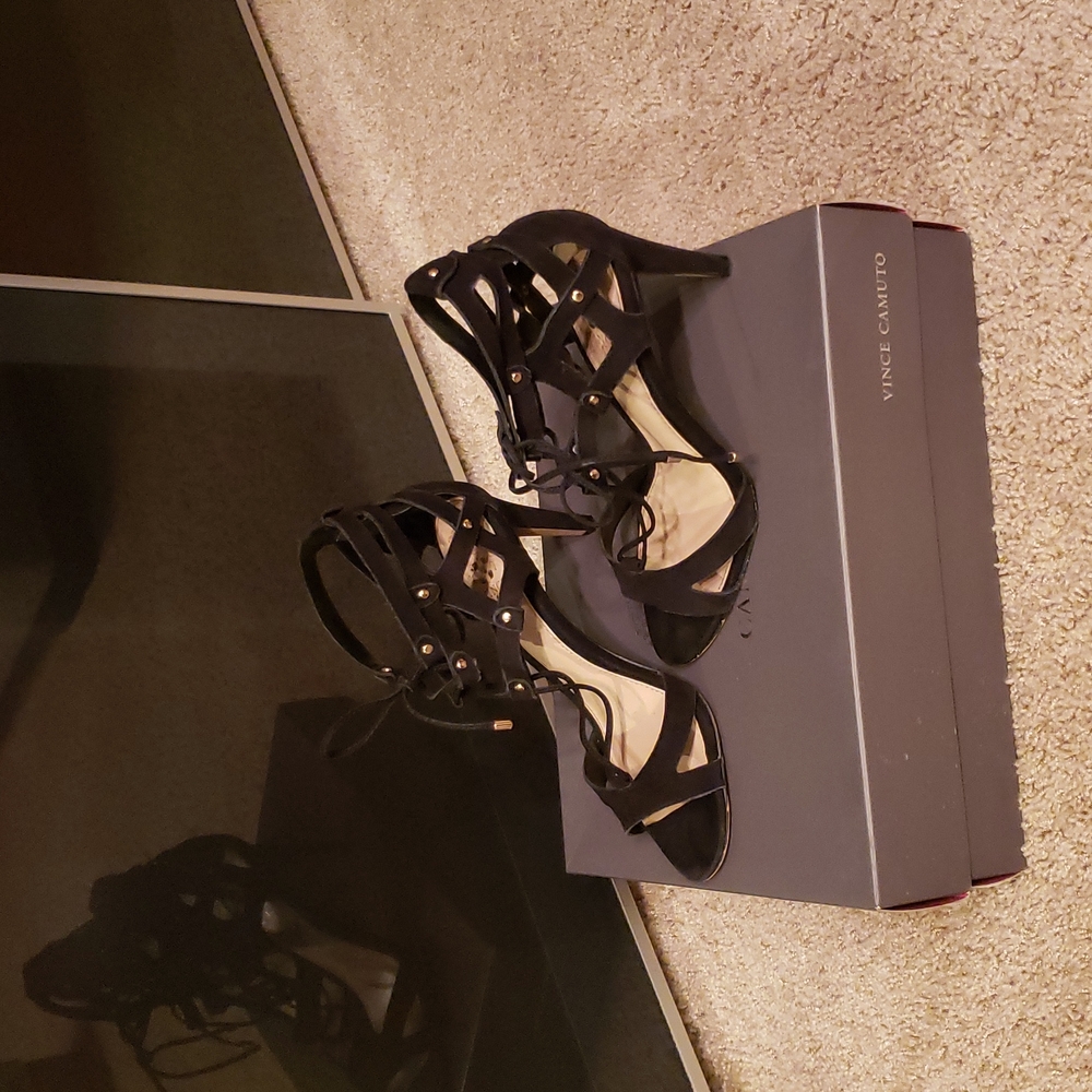 Vince Camuto Claran Heels 7.5